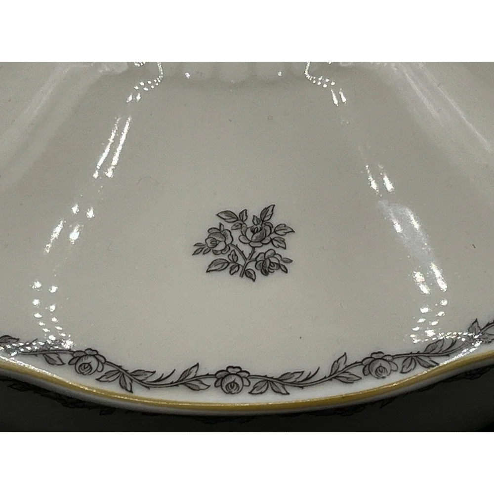 Vtg‎ China Beige Porcelain Soup Tureen Rose Motif Bavaria Tirschenreuth Germany